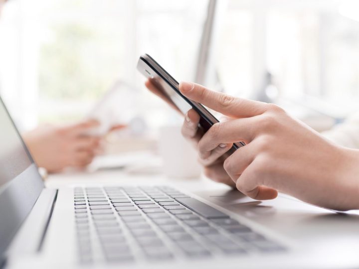 ¿Estás perdiendo inteligencia? Descubre cómo Whatsapp y el lenguaje rápido podrían estar dañando tu cerebro